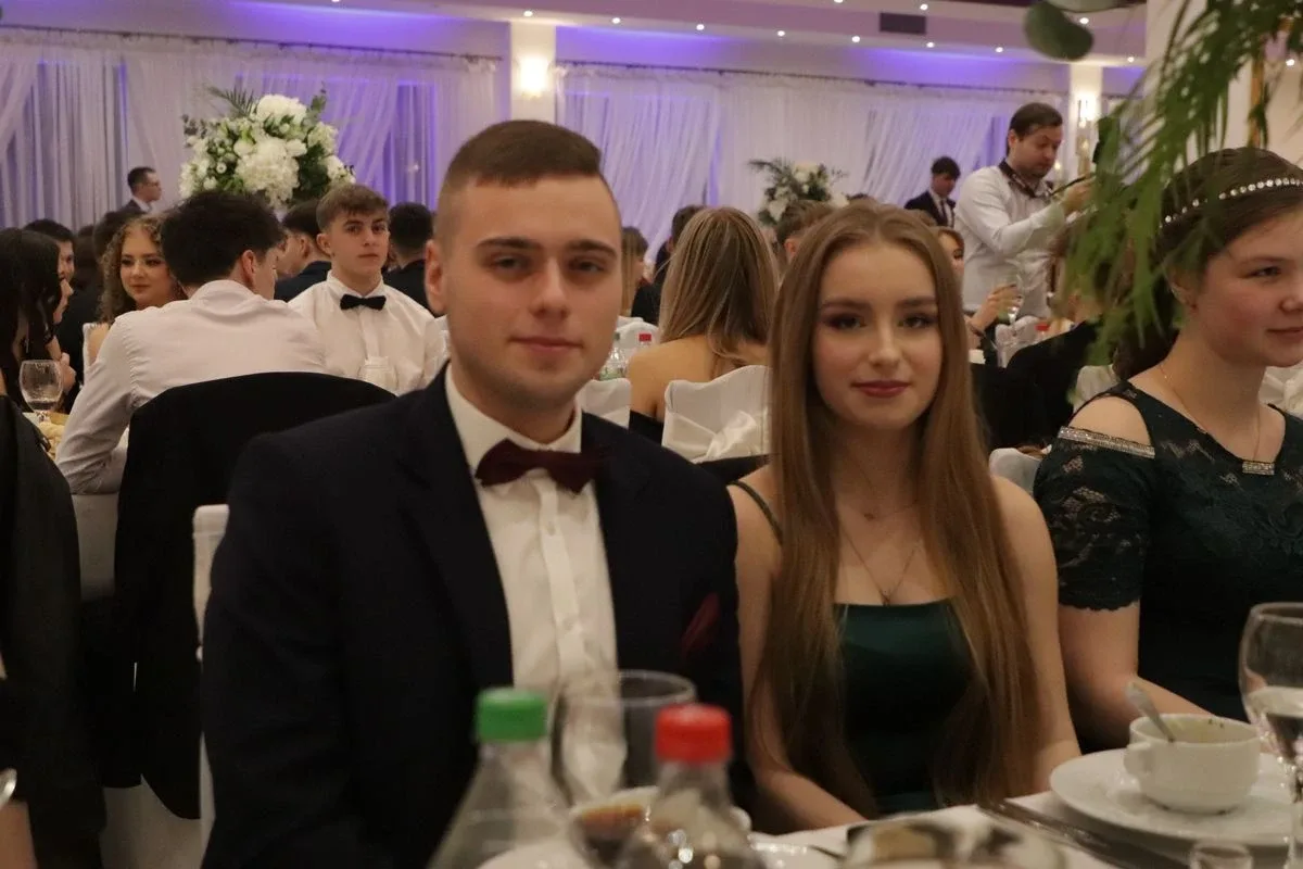 Studniówka uczniów "Koperniczka" w Tango. Niezapomniana noc maturzystów (zdjęcia, wideo)
