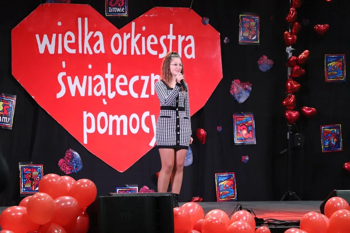 Światełko do nieba i wielkie serca mieszkańców Ostrowi Mazowieckiej. Pobiliśmy rekord! (zdjęcia, wideo)