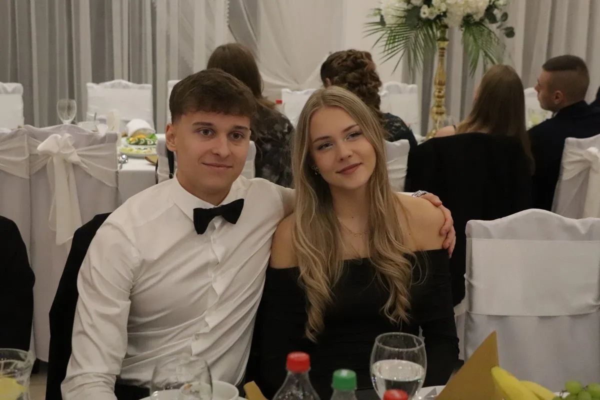 Studniówka uczniów "Koperniczka" w Tango. Niezapomniana noc maturzystów (zdjęcia, wideo)