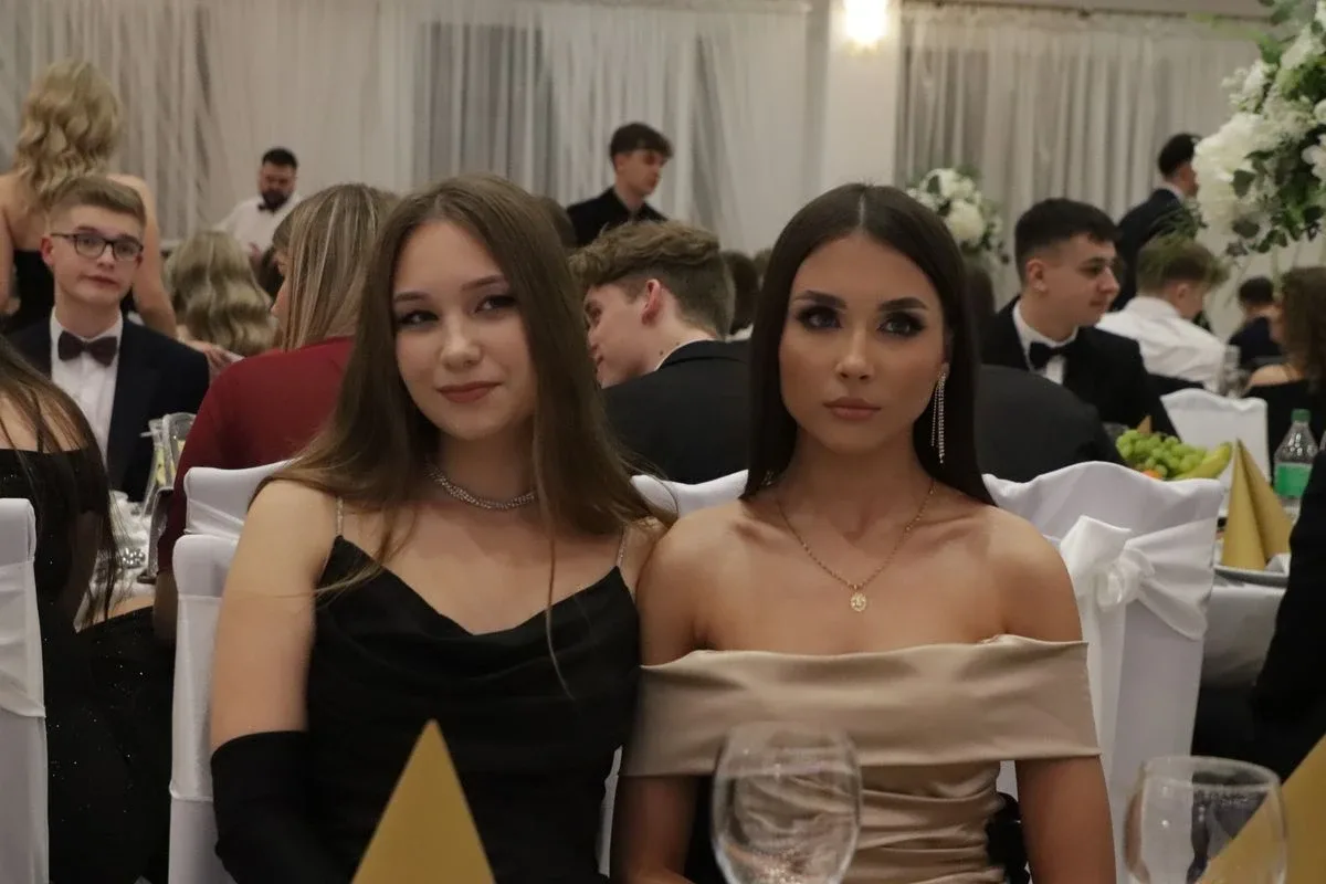 Studniówka uczniów "Koperniczka" w Tango. Niezapomniana noc maturzystów (zdjęcia, wideo)