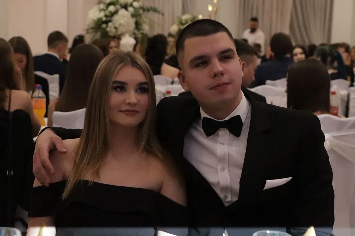 Studniówka uczniów "Koperniczka" w Tango. Niezapomniana noc maturzystów (zdjęcia, wideo)