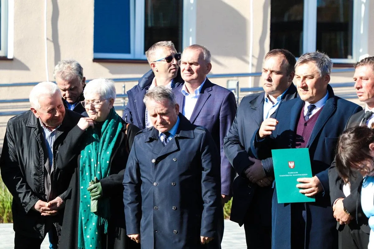 Symboliczne przecięcie wstęgi w Zespole Szkół nr 2. Nowa inwestycja oddana do użytku (zdjęcia)
