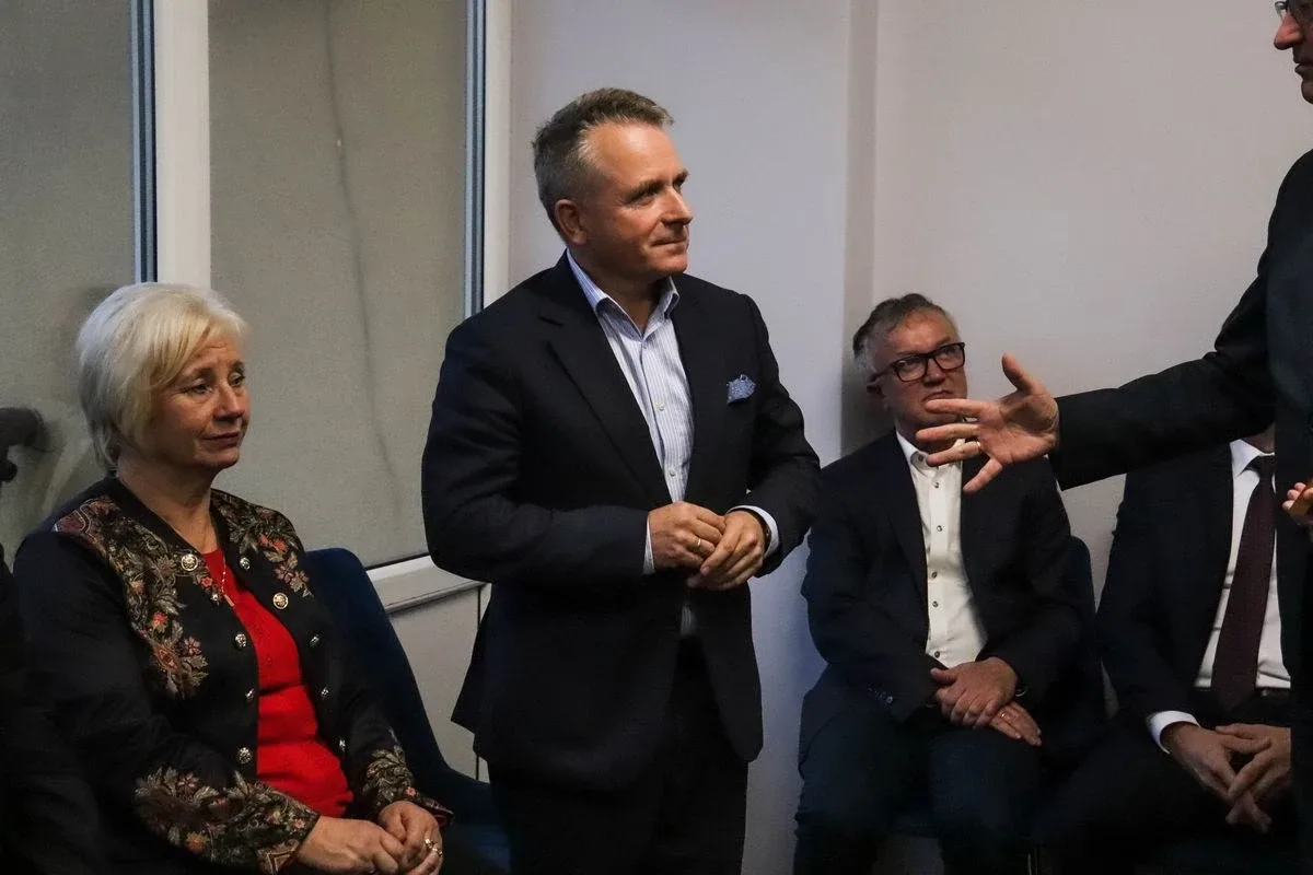 Poseł Arkadiusz Czartoryski otworzył biuro poselskie w Ostrowi Mazowieckiej (zdjęcia)