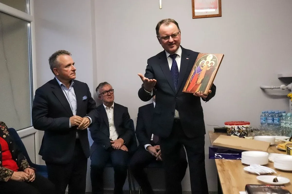 Poseł Arkadiusz Czartoryski otworzył biuro poselskie w Ostrowi Mazowieckiej (zdjęcia)