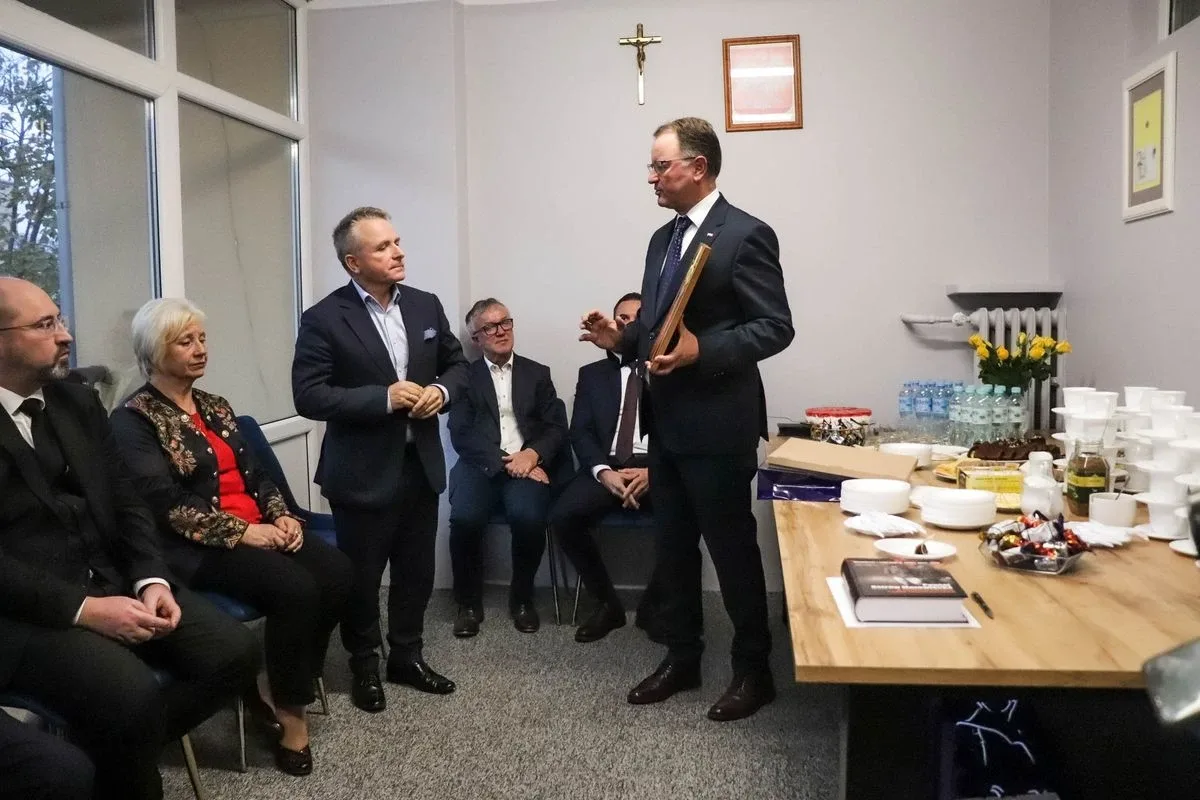 Poseł Arkadiusz Czartoryski otworzył biuro poselskie w Ostrowi Mazowieckiej (zdjęcia)