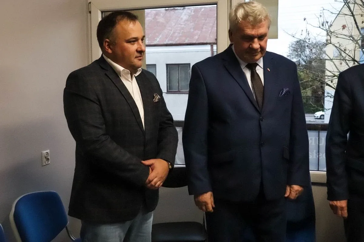 Poseł Arkadiusz Czartoryski otworzył biuro poselskie w Ostrowi Mazowieckiej (zdjęcia)
