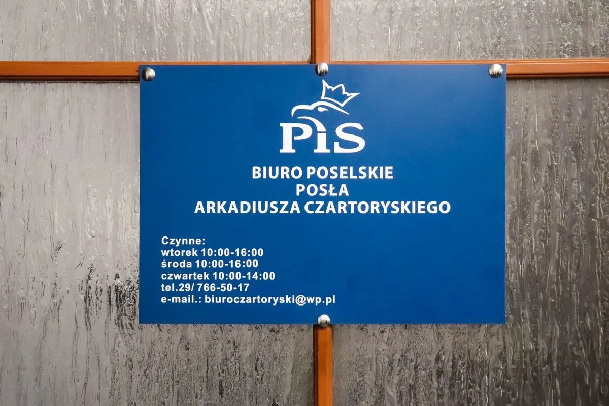 Poseł Arkadiusz Czartoryski otworzył biuro poselskie w Ostrowi Mazowieckiej (zdjęcia)