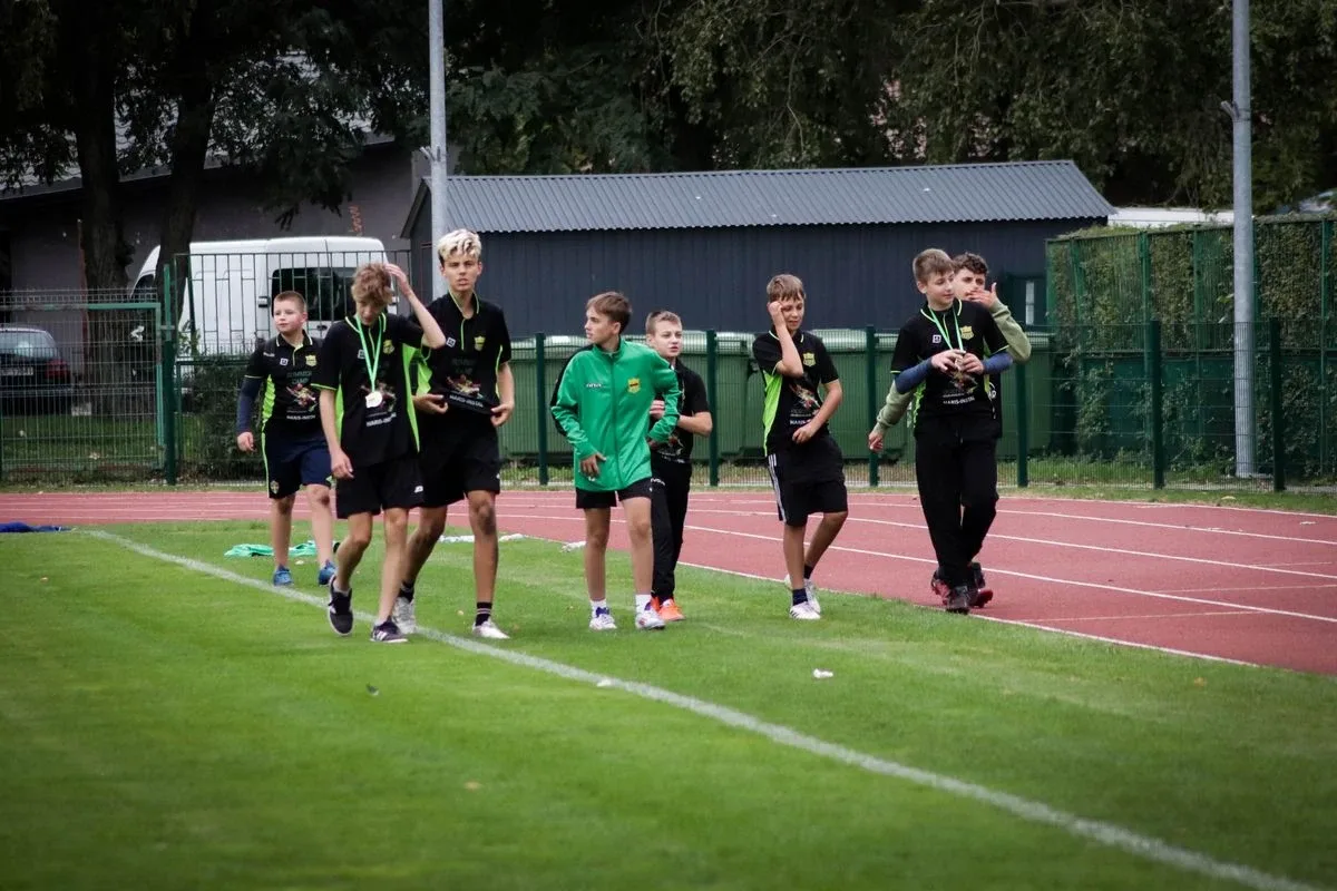 Jubileusz KS Ostrovia. Sportowe widowisko na 100-lecie klubu! (zdjęcia)