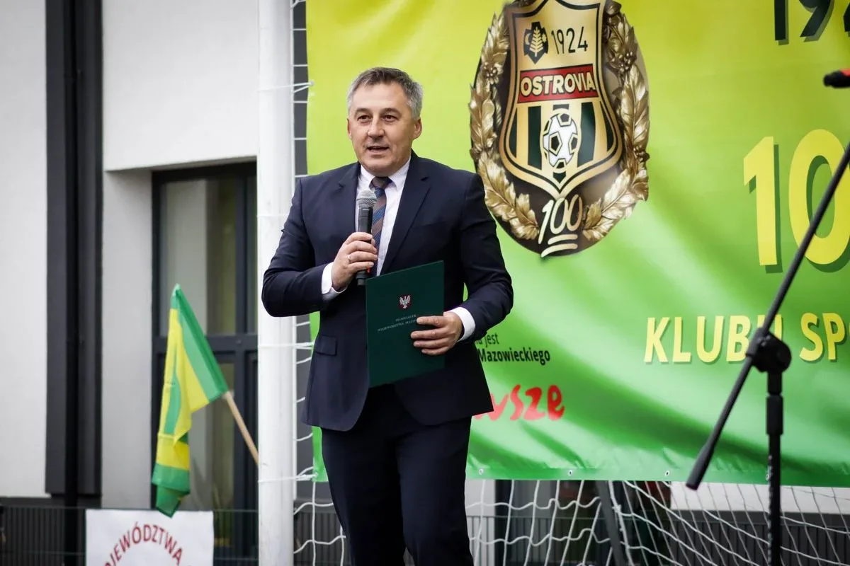 Jubileusz KS Ostrovia. Sportowe widowisko na 100-lecie klubu! (zdjęcia)