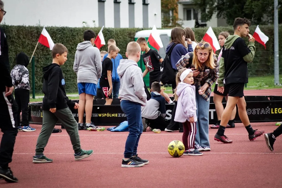 Jubileusz KS Ostrovia. Sportowe widowisko na 100-lecie klubu! (zdjęcia)