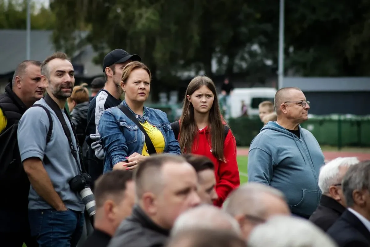 Jubileusz KS Ostrovia. Sportowe widowisko na 100-lecie klubu! (zdjęcia)