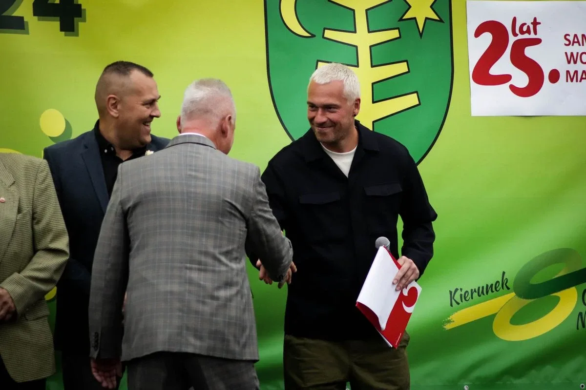 Jubileusz KS Ostrovia. Sportowe widowisko na 100-lecie klubu! (zdjęcia)
