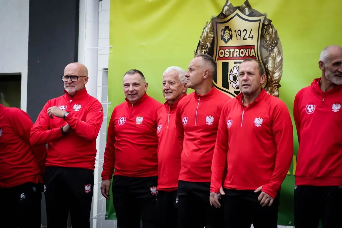 Jubileusz KS Ostrovia. Sportowe widowisko na 100-lecie klubu! (zdjęcia)