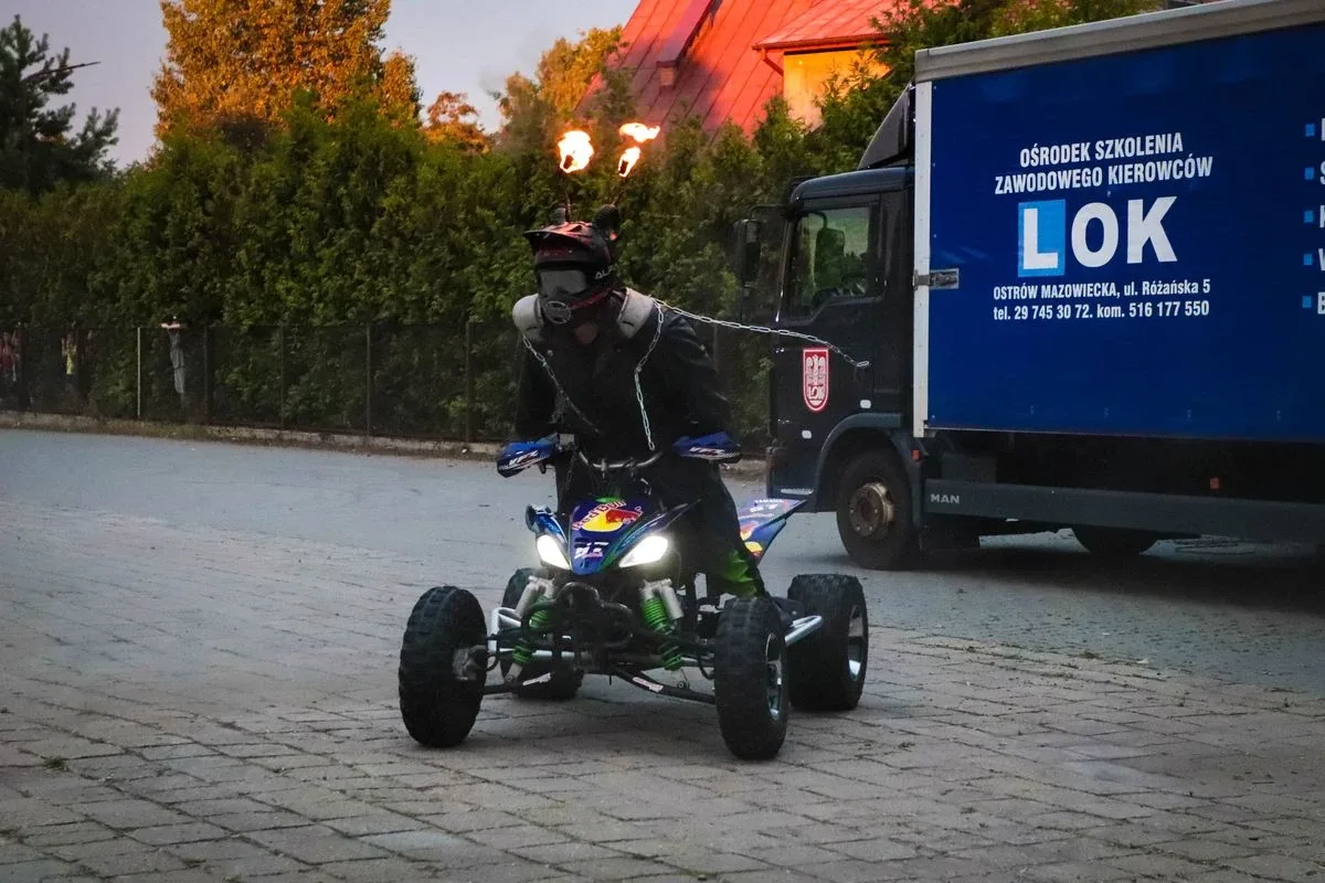 Monster Truck Show w Ostrowi Mazowieckiej. Wieczór atrakcji! (zdjęcia)