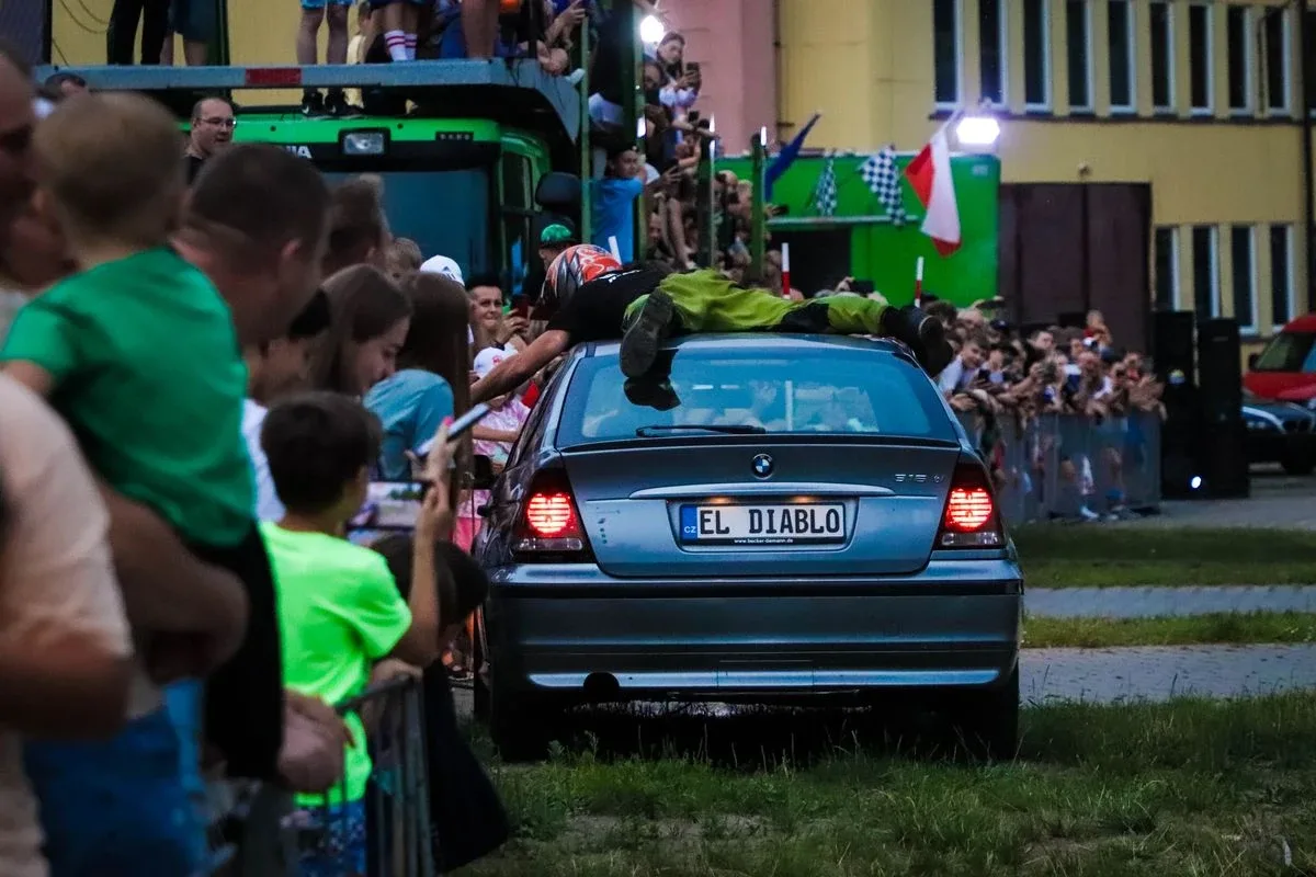 Monster Truck Show w Ostrowi Mazowieckiej. Wieczór atrakcji! (zdjęcia)