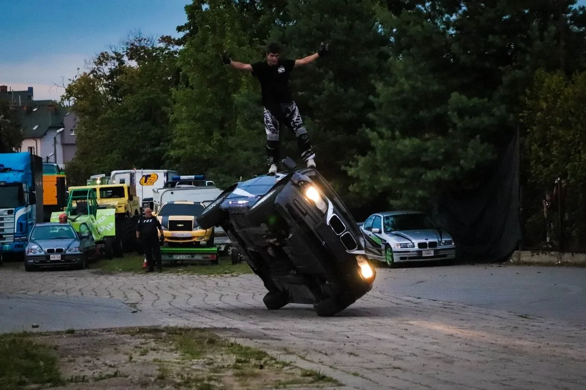 Monster Truck Show w Ostrowi Mazowieckiej. Wieczór atrakcji! (zdjęcia)