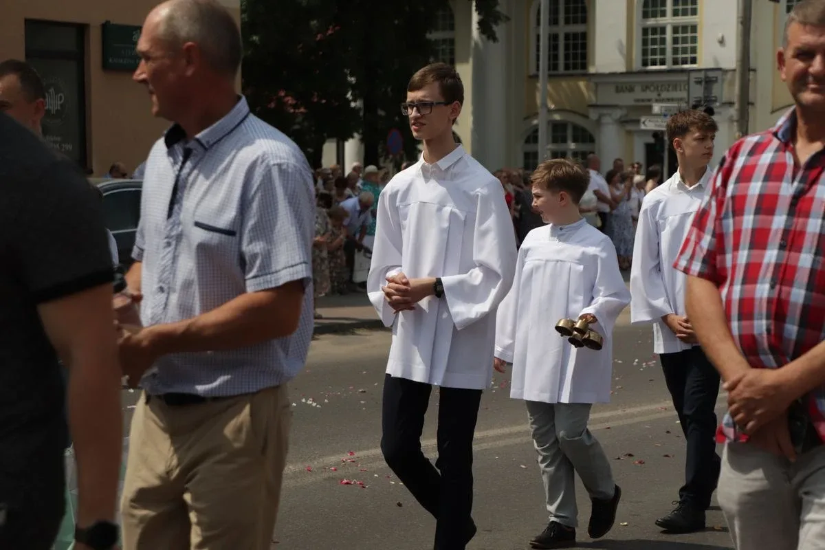 Uroczystość Bożego Ciała w Ostrowi Mazowieckiej (zdjęcia)