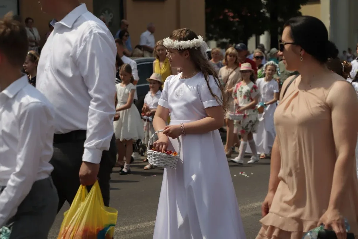 Uroczystość Bożego Ciała w Ostrowi Mazowieckiej (zdjęcia)