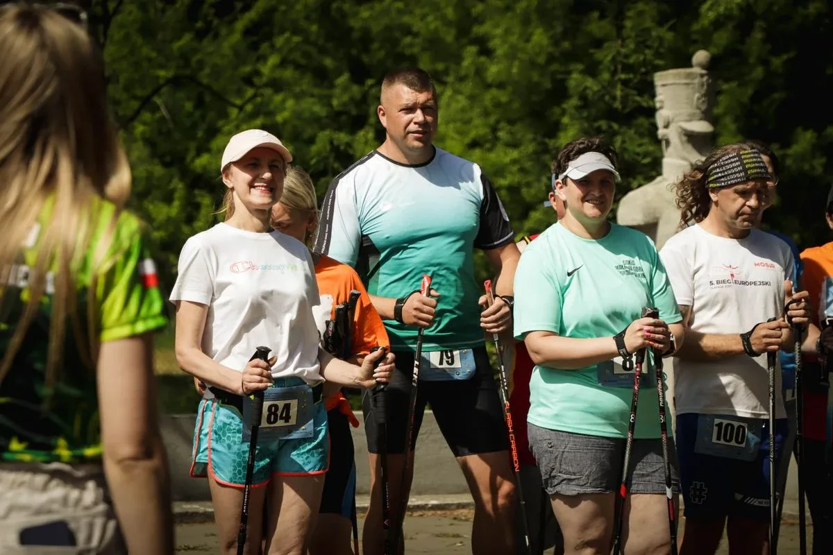 Piknik sportowo-historyczny i 7. Bieg Pamięci Absolwentów Szkoły Podchorążych Piechoty w Komorowie (zdjęcia)