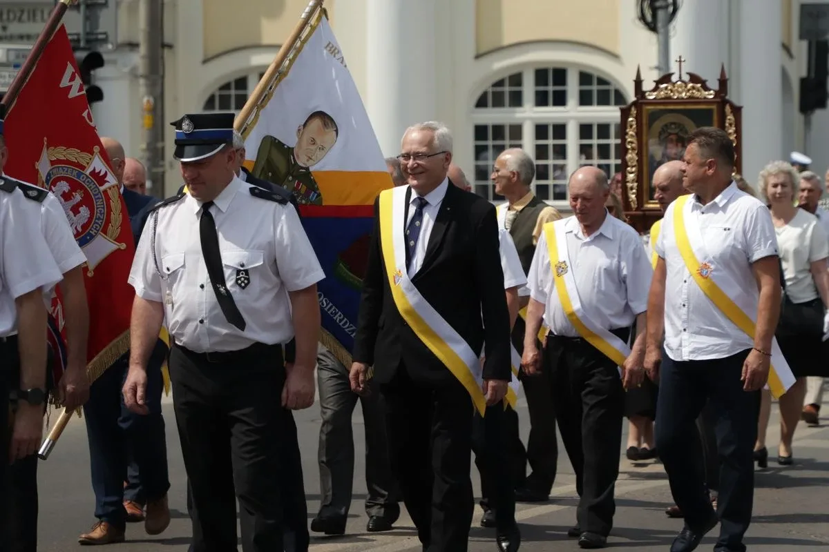 Uroczystość Bożego Ciała w Ostrowi Mazowieckiej (zdjęcia)
