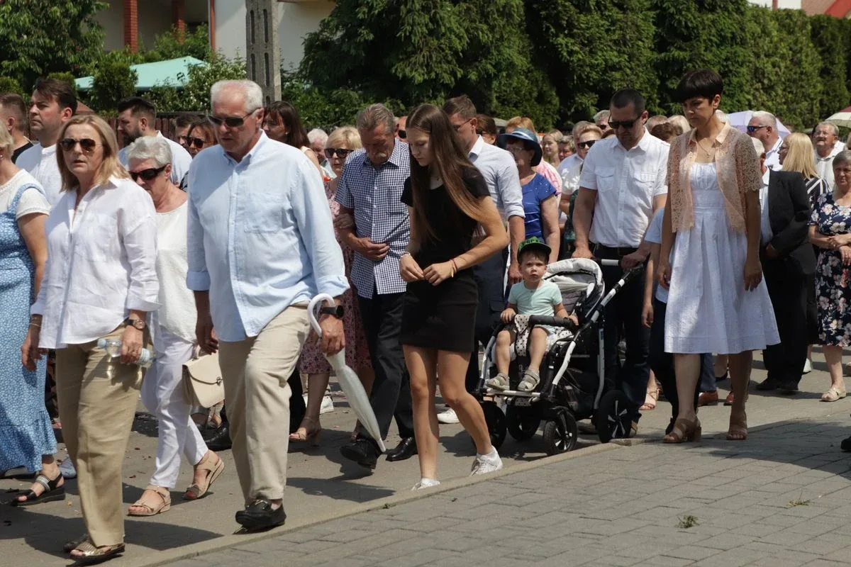 Uroczystość Bożego Ciała w Ostrowi Mazowieckiej (zdjęcia)