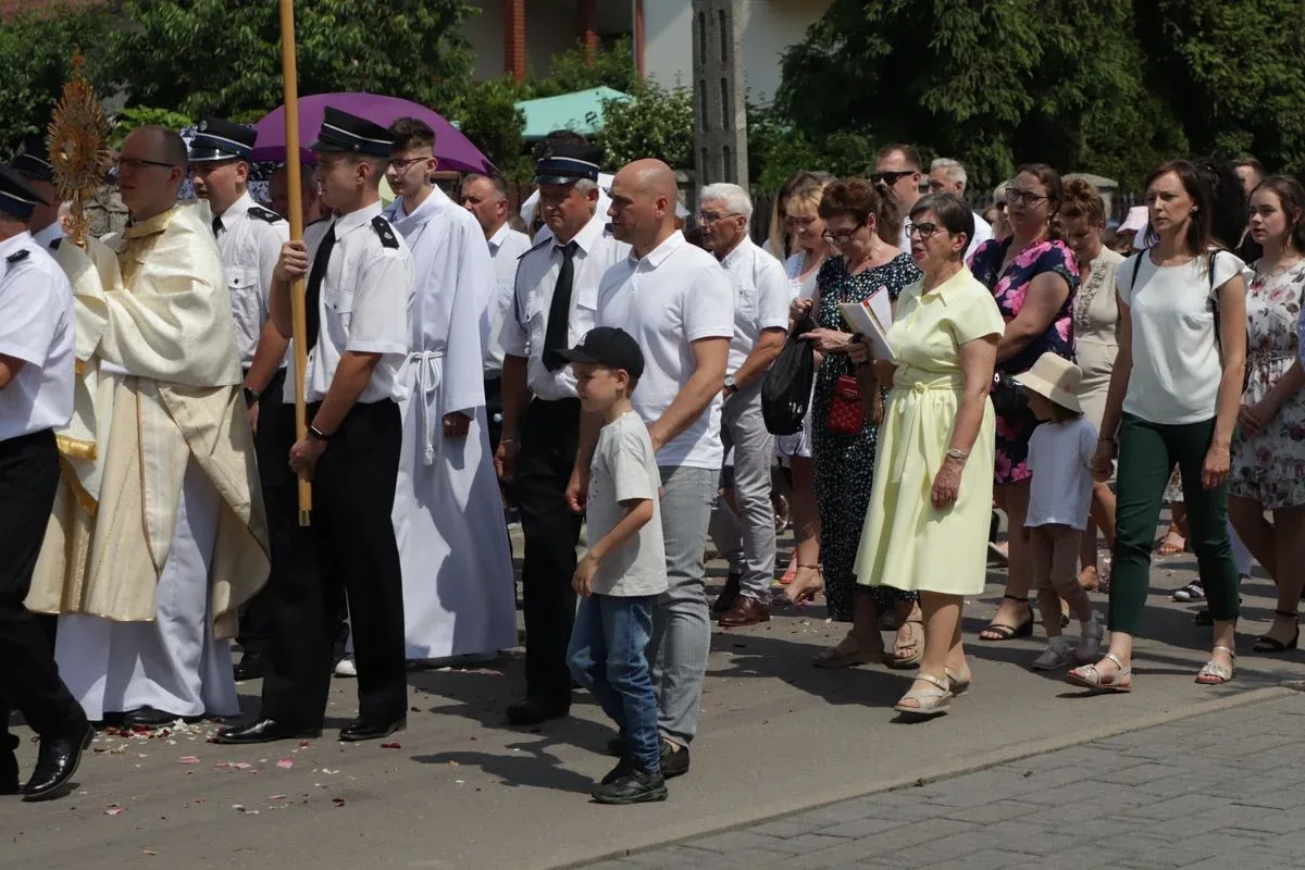Uroczystość Bożego Ciała w Ostrowi Mazowieckiej (zdjęcia)