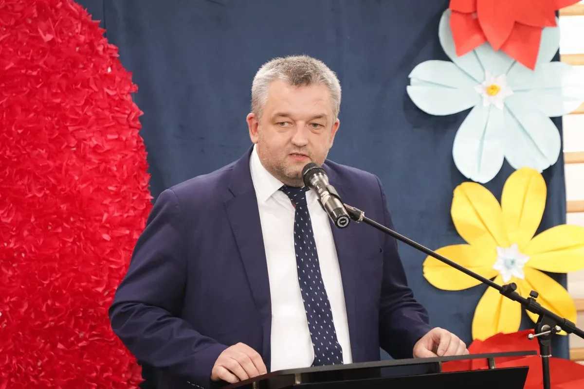 Uroczyste Powiatowe Obchody Międzynarodowego Dnia Pielęgniarki i Położnej w Ostrowi Mazowieckiej (zdjęcia)