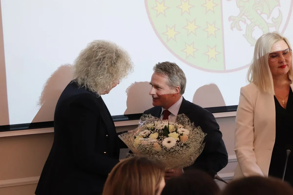 Nowa Rada Powiatu w Ostrowi Mazowieckiej. Rozpoczęcie nowej kadencji z nowymi liderami (zdjęcia) 