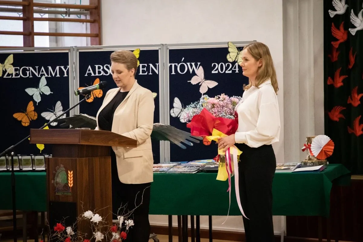 Pożegnanie maturzystów z ZSCKR w Starym Lubiejewie (zdjęcia)