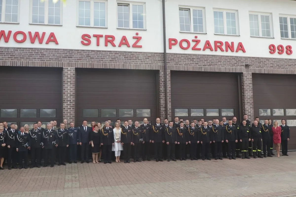 Uroczysta zbiórka z okazji powołania na stanowisko Komendanta Powiatowego PSP (zdjęcia)