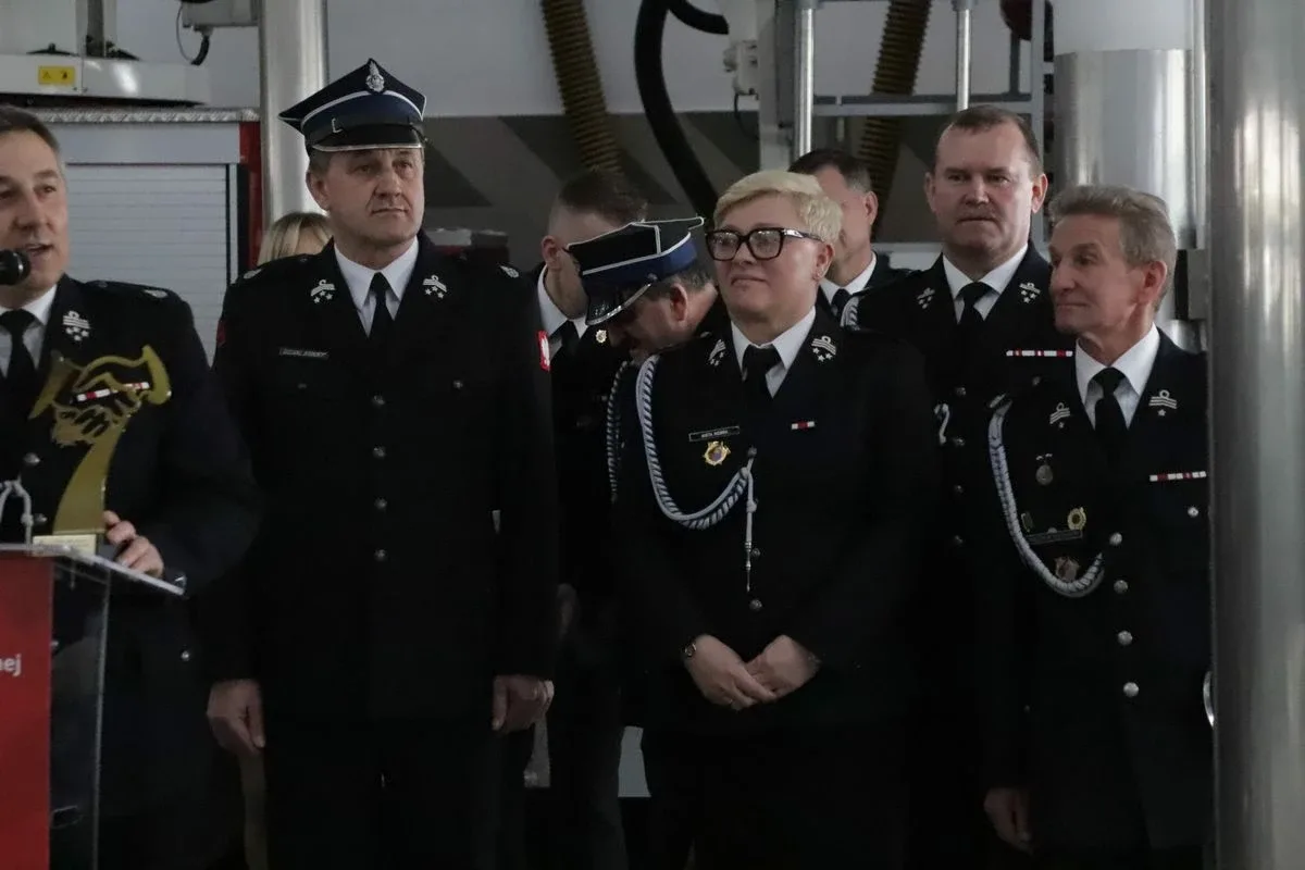 Uroczysta zbiórka z okazji powołania na stanowisko Komendanta Powiatowego PSP (zdjęcia)