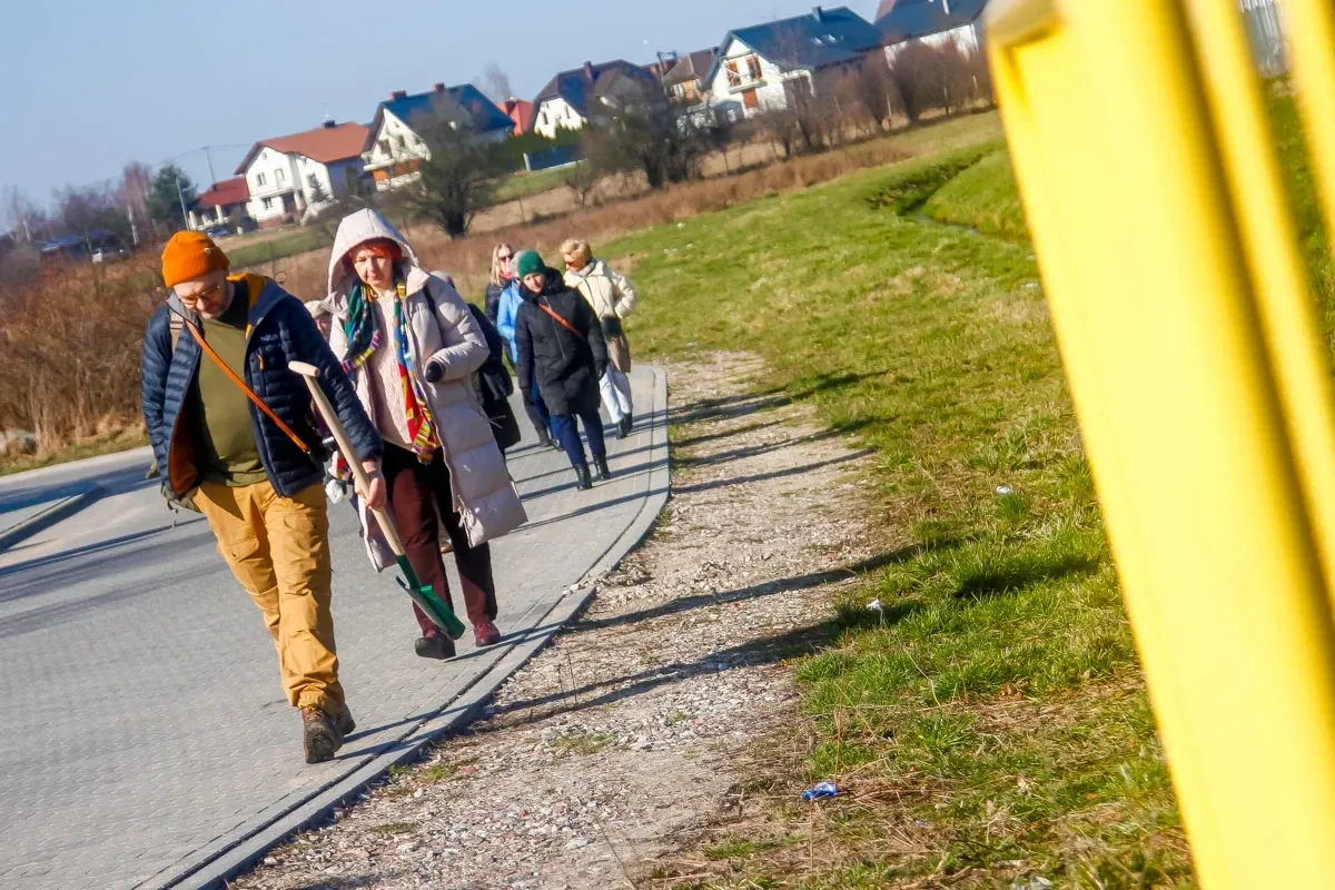 Krajoznawcza wyprawa przez Ostrów z Panem Filipem Springerem (zdjęcia)