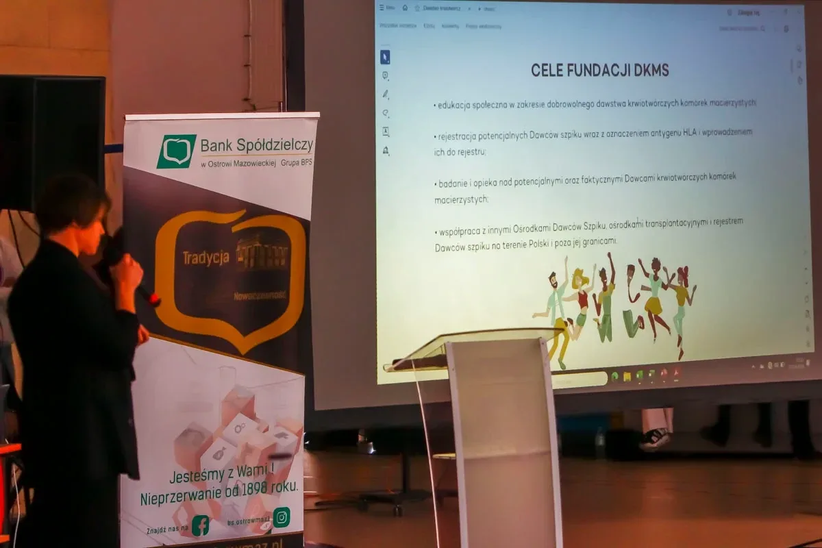 "Kropla krwi darem życia" - naukowa konferencja w "Koperniczku" (zdjęcia)