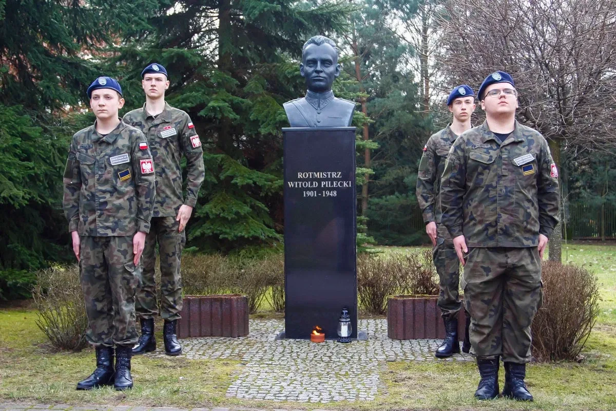 1 marca - Narodowy Dzień Pamięci "Żołnierzy Wyklętych" w Ostrowi Mazowieckiej (zdjęcia)