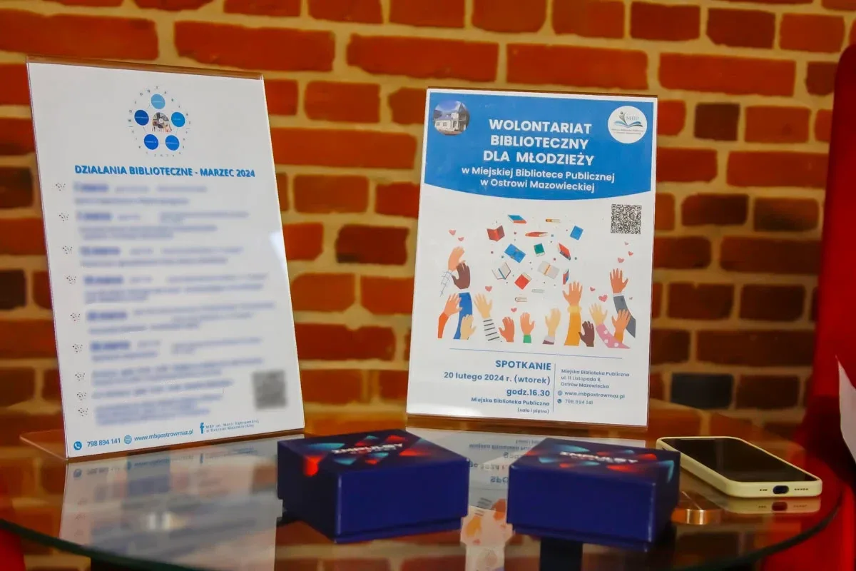 Organizacja i rozrywka - pierwsze spotkanie Wolontariatu Bibliotecznego w 2024 roku (zdjęcia)