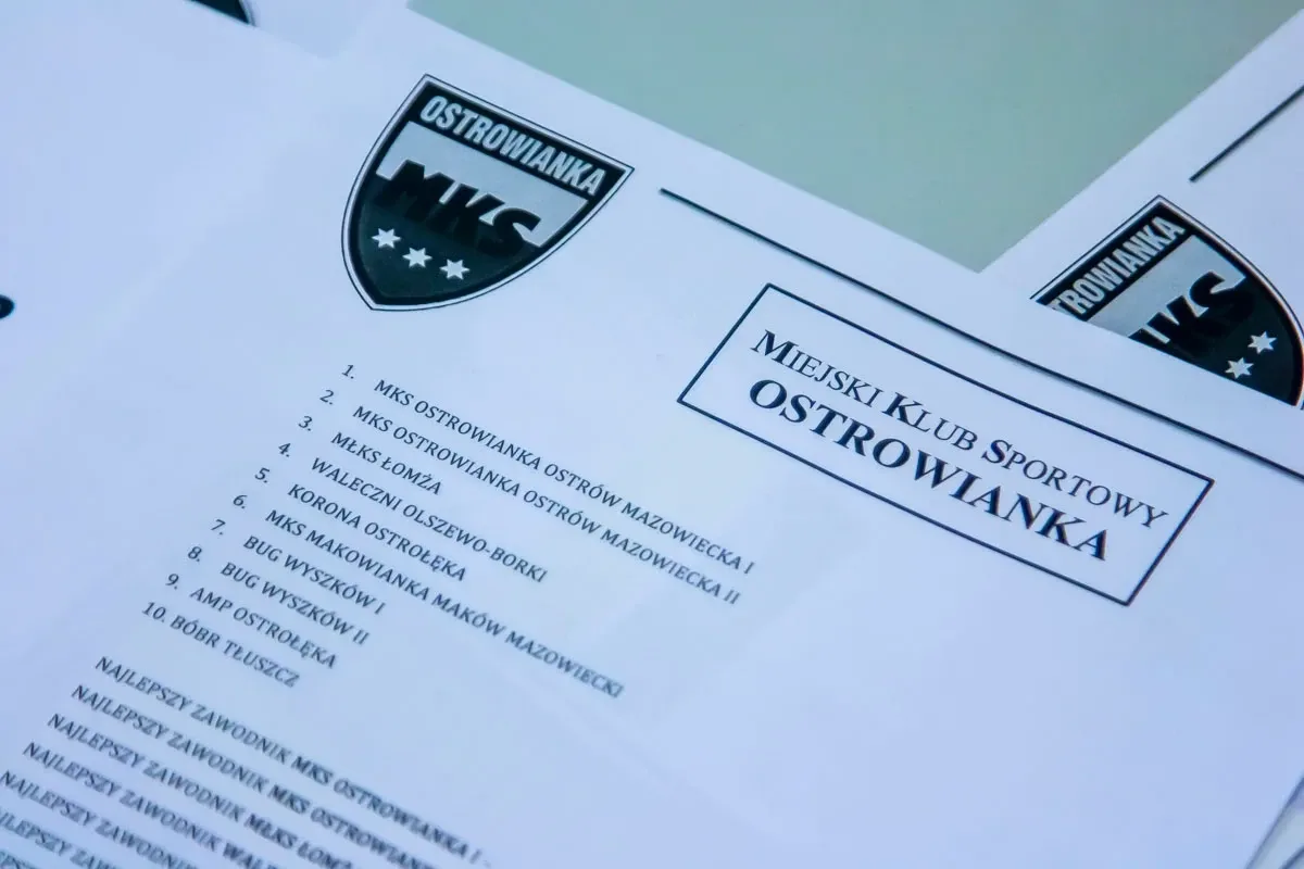 Halowe Granie, część pierwsza - przyjazna rywalizacja drużyn z rocznika 2017 (zdjęcia)