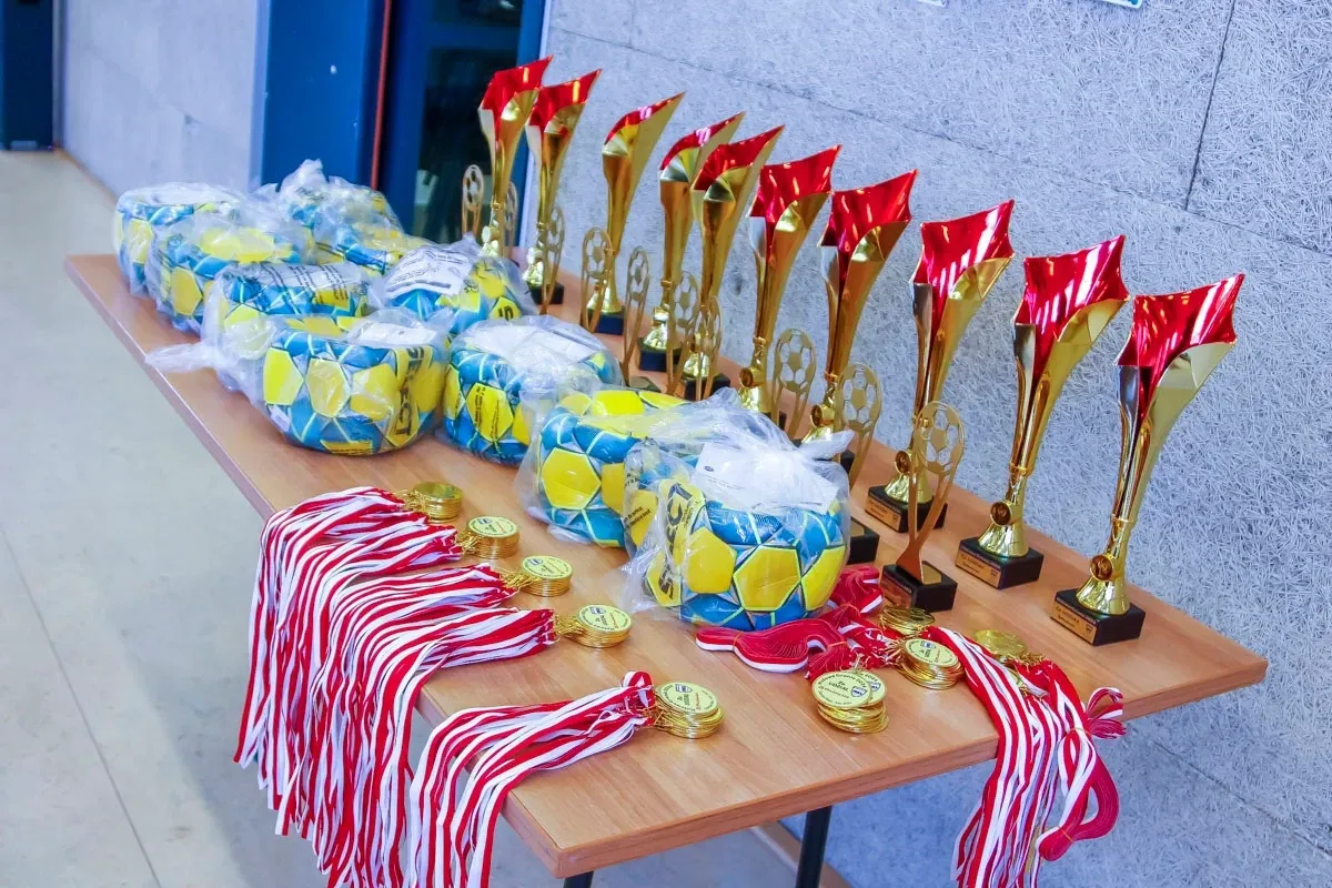 Halowe Granie, część pierwsza - przyjazna rywalizacja drużyn z rocznika 2017 (zdjęcia)