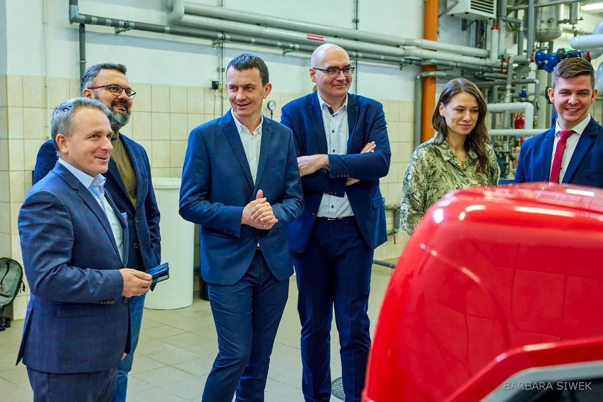 Zakład Gospodarki Komunalnej w Ostrowi Mazowieckiej finalizuje pierwszy etap modernizacji systemu ciepłowniczego (zdjęcia)