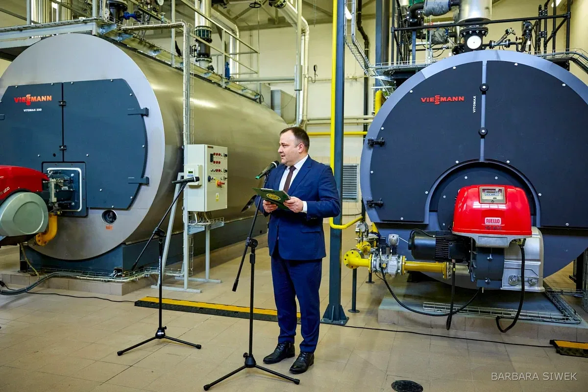 Zakład Gospodarki Komunalnej w Ostrowi Mazowieckiej finalizuje pierwszy etap modernizacji systemu ciepłowniczego (zdjęcia)