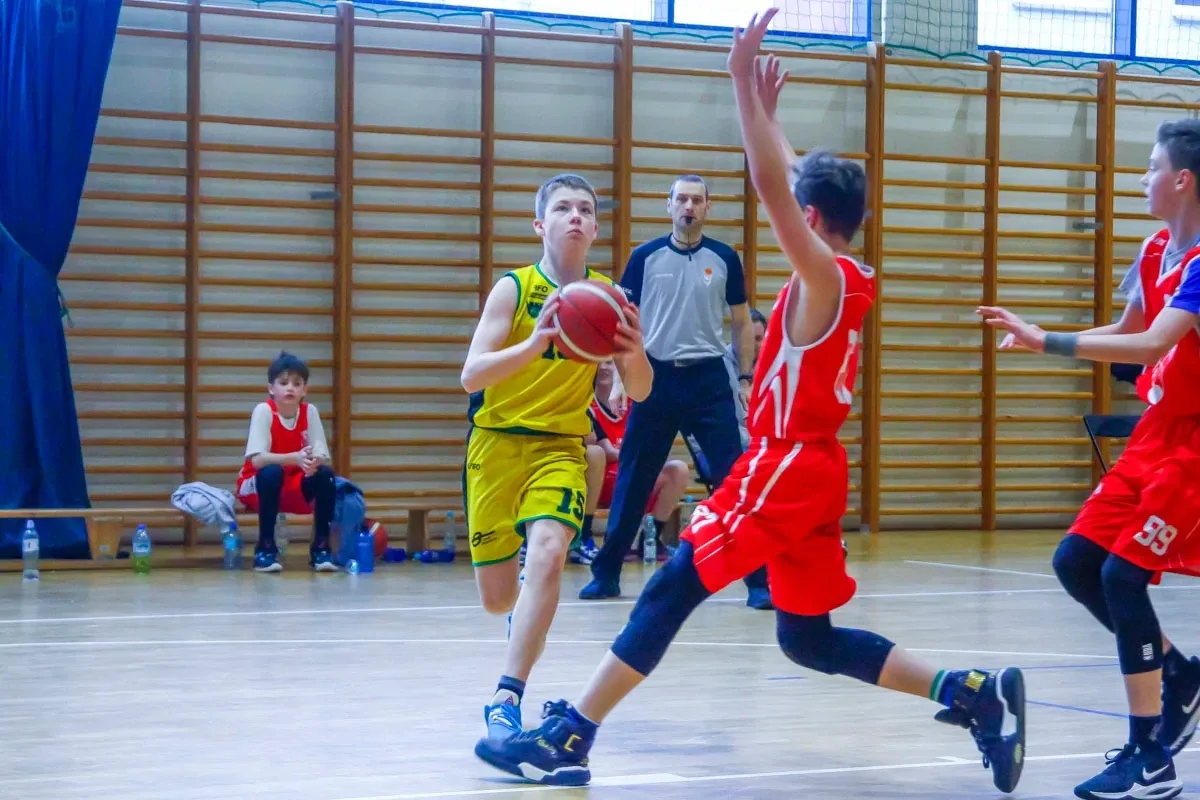 Ostatni mecz II etapu rozgrywek U13M - Młodzież z Ostrowianki kończy wysokim zwycięstwem! (zdjęcia)