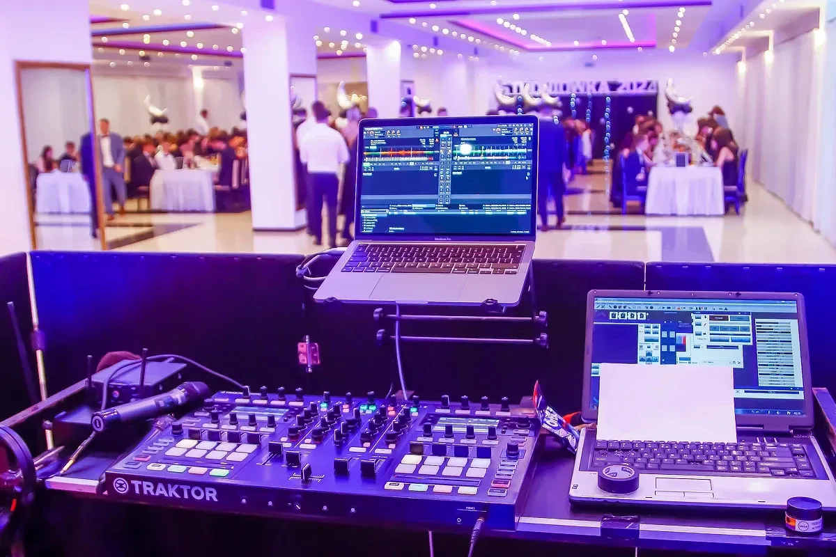 Niezapomniana studniówka maturzystów z LO im. Mikołaja Kopernika w Sali Tango (zdjęcia)