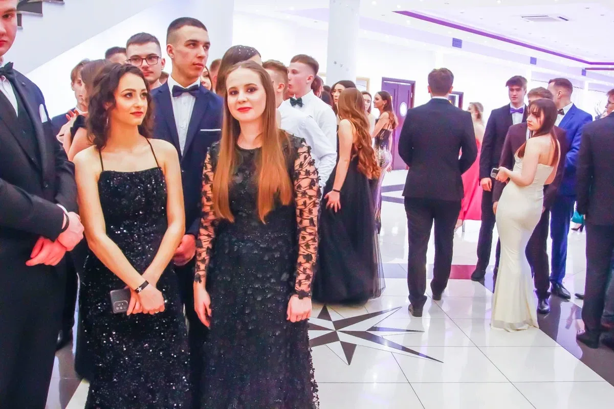 Niezapomniana studniówka maturzystów z LO im. Mikołaja Kopernika w Sali Tango (zdjęcia)
