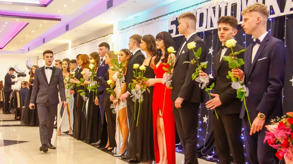 Niezapomniana studniówka maturzystów z LO im. Mikołaja Kopernika w Sali Tango (zdjęcia)