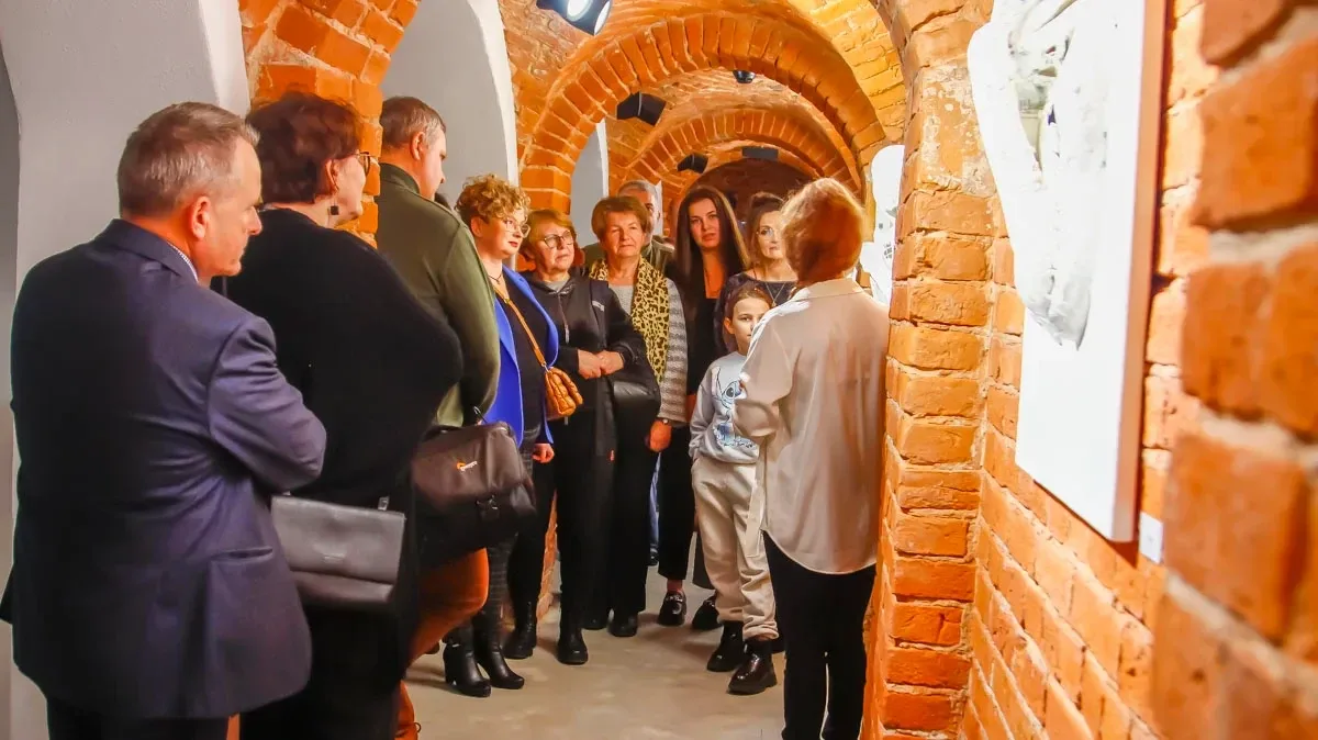Gaya Lastovjak zagościła w ostrowskich Jatkach z nową wystawą (zdjęcia)