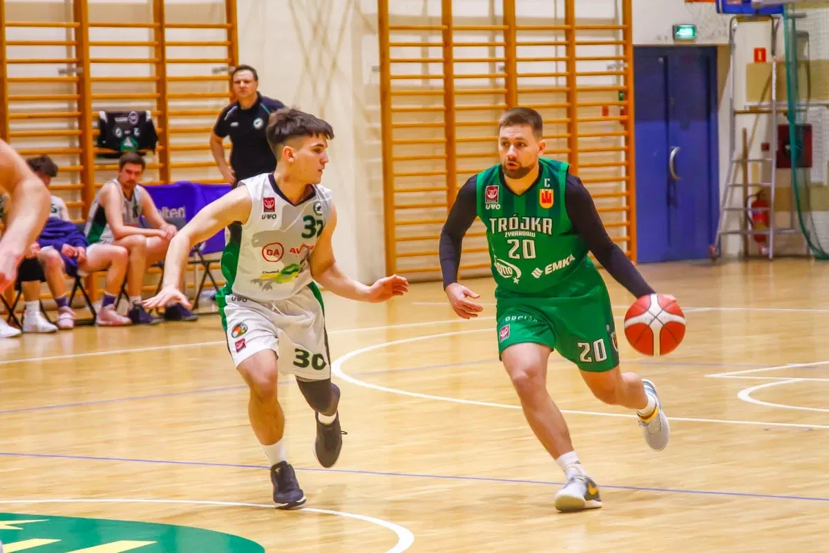 II Liga Koszykówki mężczyzn w Ostrowi - Sokół przeciwko Trójce Żyrardów (zdjęcia)