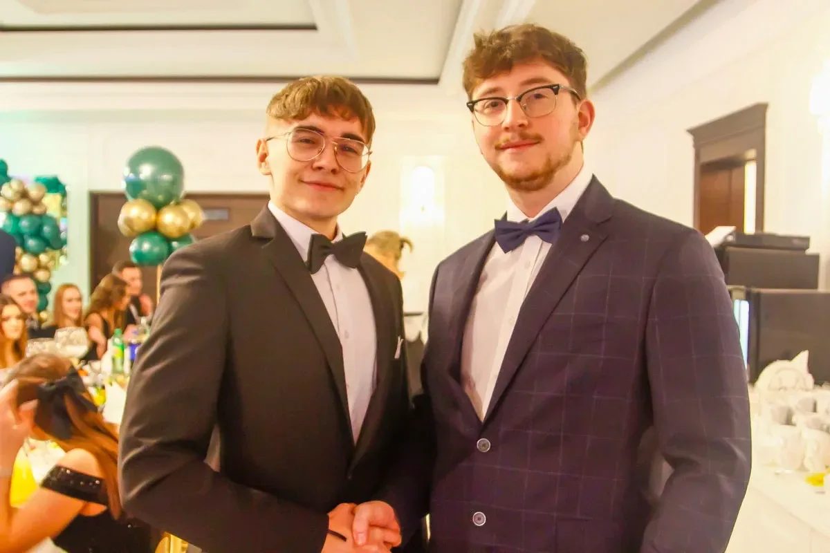 Studniówka w Maciejowej Chacie - Maturzyści bawili się do białego rana! Zobaczcie zdjęcia z niezapomnianej imprezy!