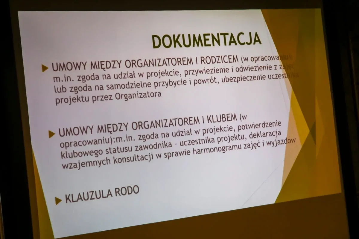 Rusza pilotaż programu Piłkarskie Nadzieje Ostrowi Mazowieckiej (zdjęcia) 