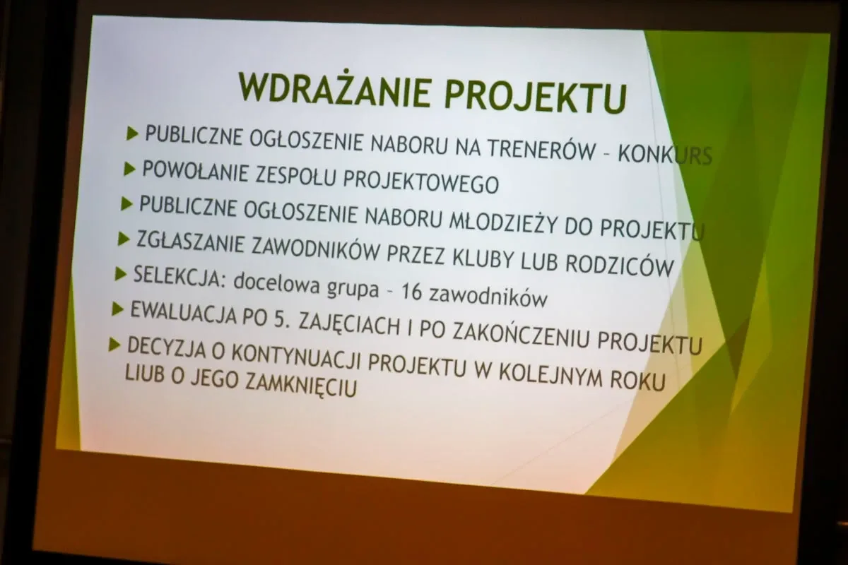 Rusza pilotaż programu Piłkarskie Nadzieje Ostrowi Mazowieckiej (zdjęcia)
