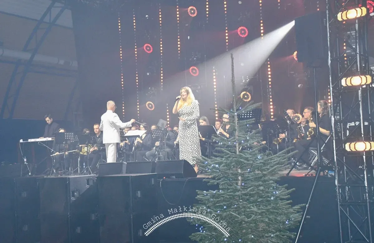 Gminny Wieczór Wigilijny w Małkini Górnej z Rafałem Brzozowskim (zdjęcia) 