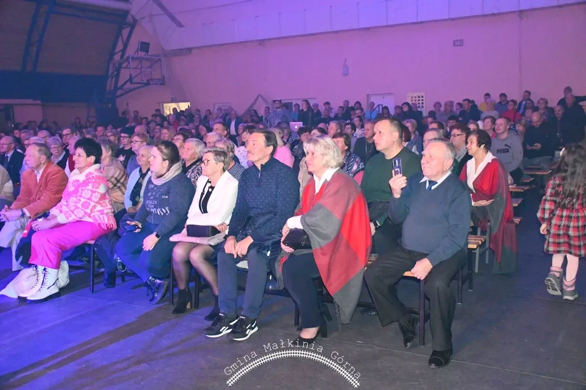 Gminny Wieczór Wigilijny w Małkini Górnej z Rafałem Brzozowskim (zdjęcia) 